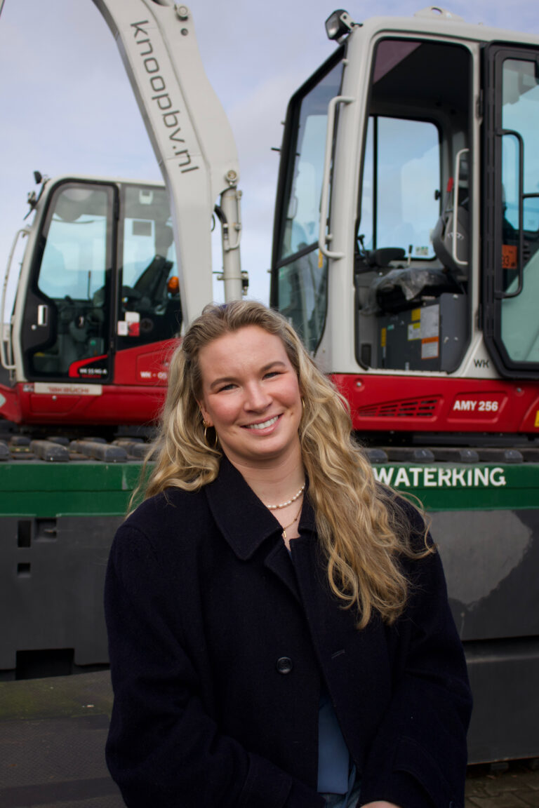 6D6182B1-CEF6-4ECE-B99E-918F4882B616